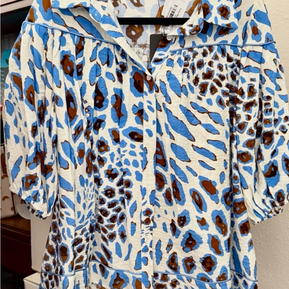 Chic Animal Print Women's Blouse